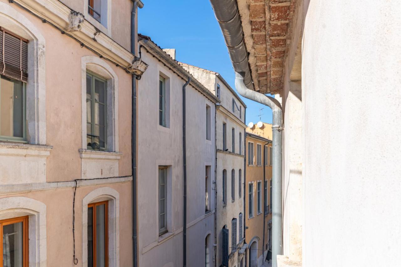 Au Coeur De L'Effervescence Terracotta - Une Nuit A Nîmes Zewnętrze zdjęcie